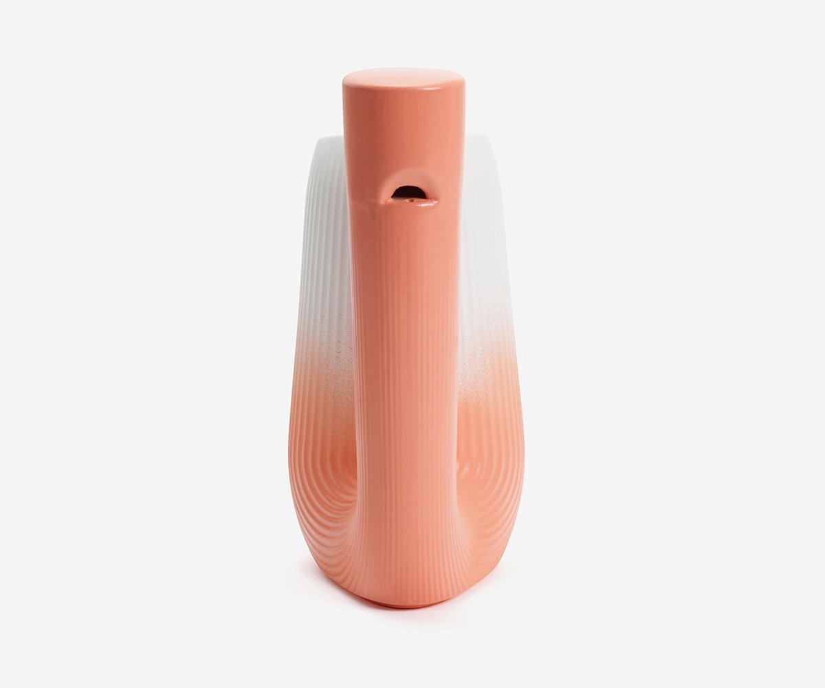 Coral Pan carafe from the back: the whistle built into the handle